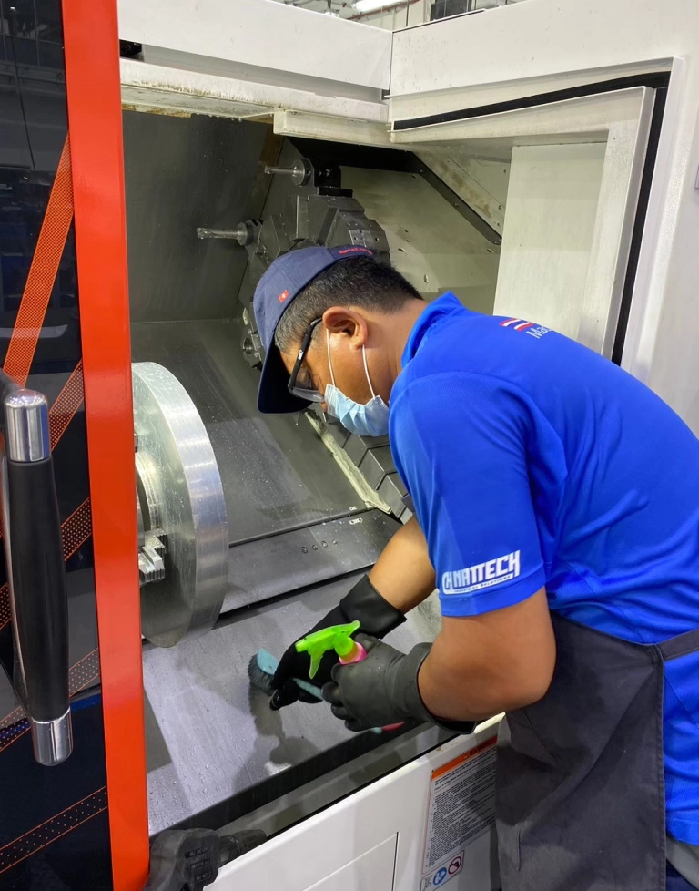 Service to customer (2)