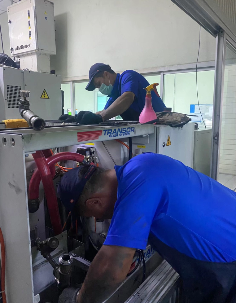 Service to customer (7)